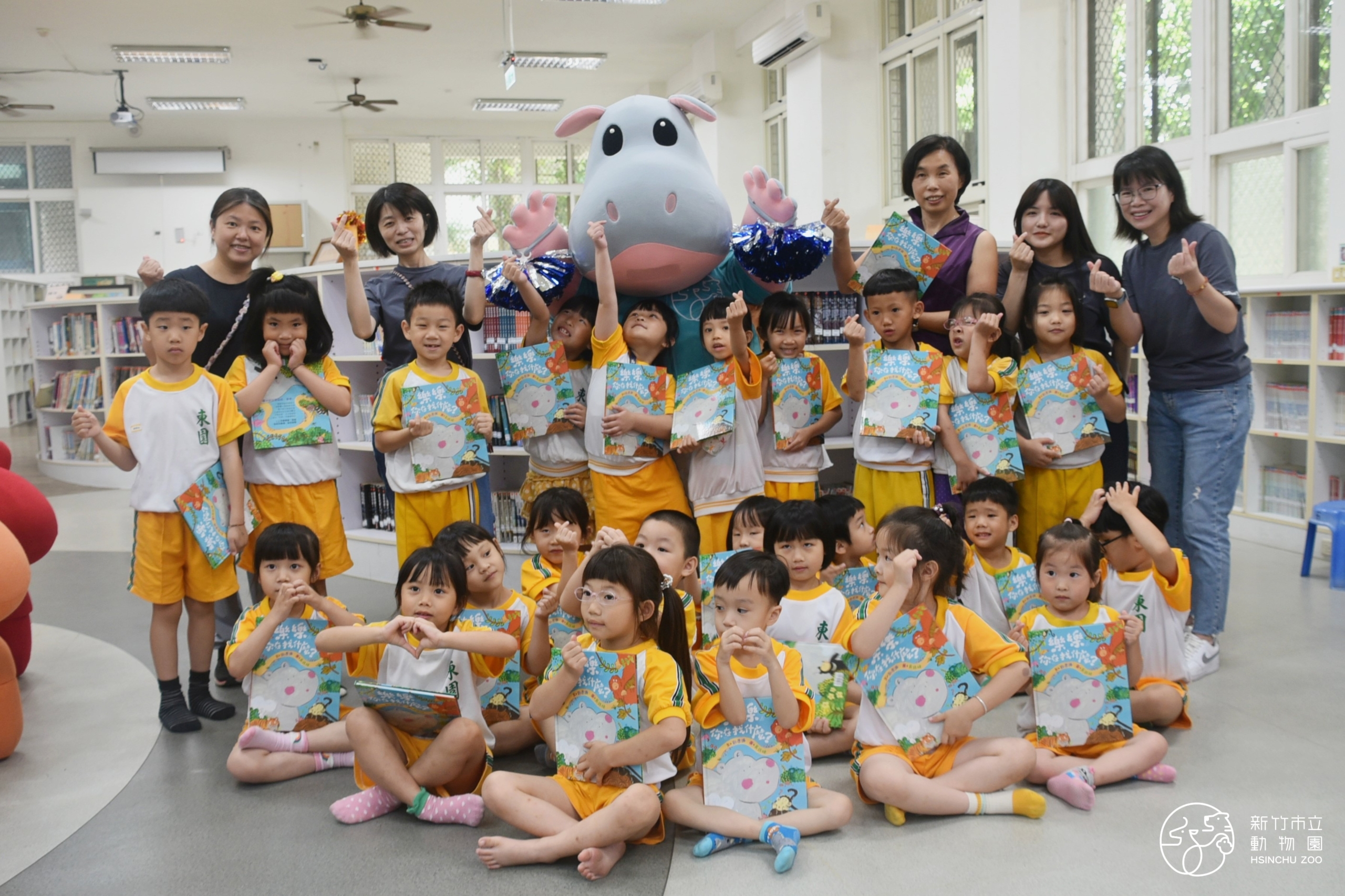 《樂樂，你在找什麼？》繪本，以新竹動物園明星「河馬樂樂」為主角，引導孩子探索自然世界。